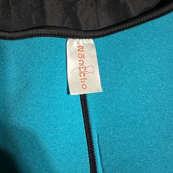 Side-Zip Compression Tank - Picture 2 of 4